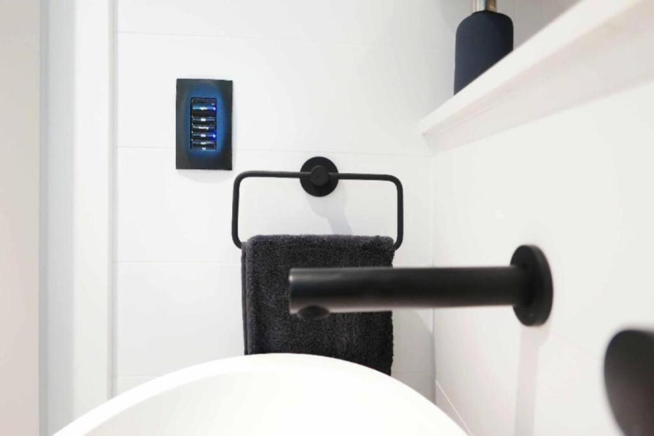 Modern 1Br Abode With Courtyard Steps To The Beach シドニー エクステリア 写真